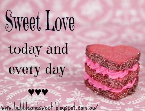 fb sweet love pink heart stacked cookie wedding cookie bubble and sweet classes crop