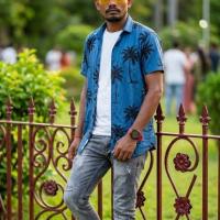 Moez